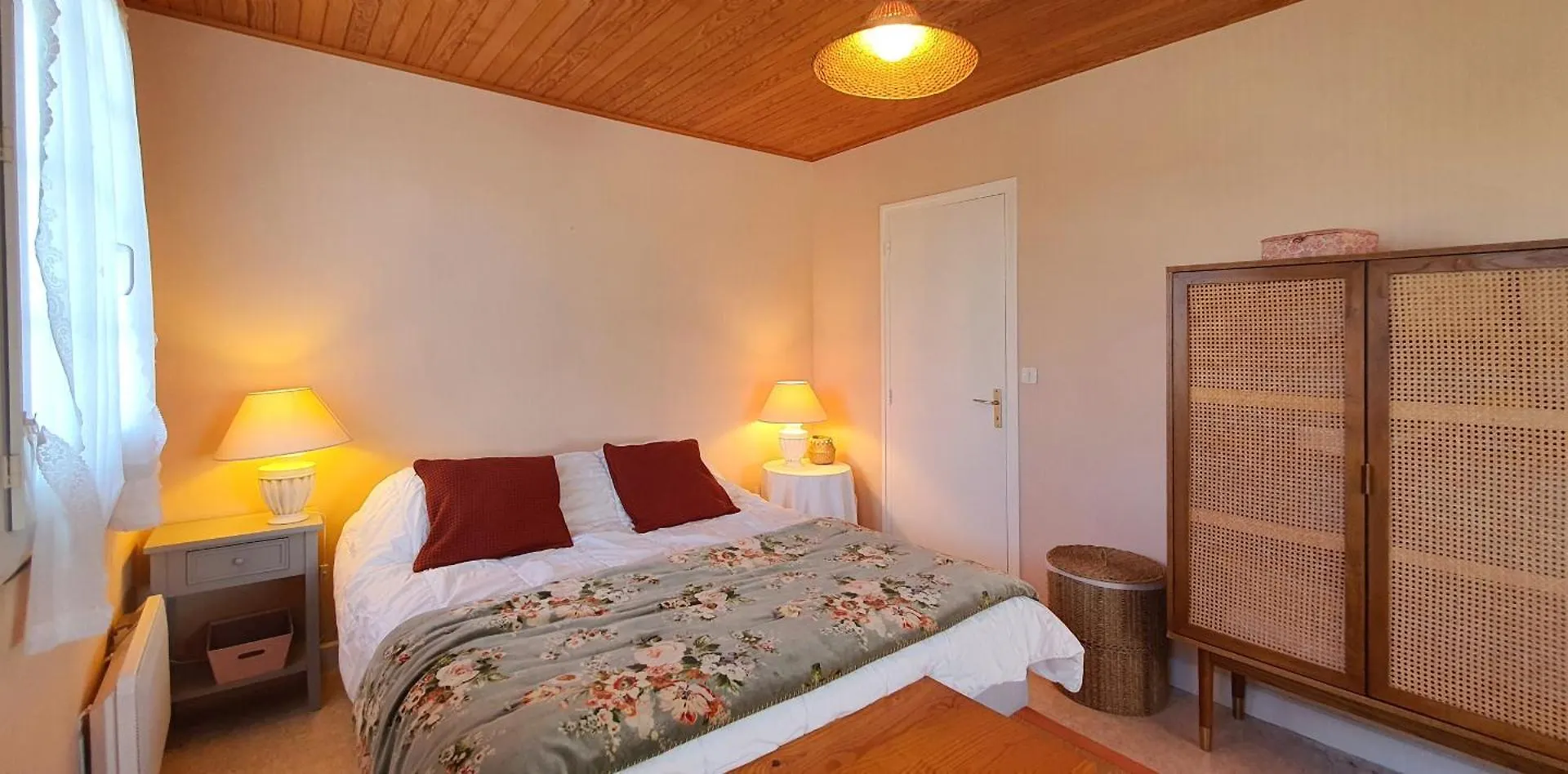 Maison Josephine Kervoz 0*,  Francia